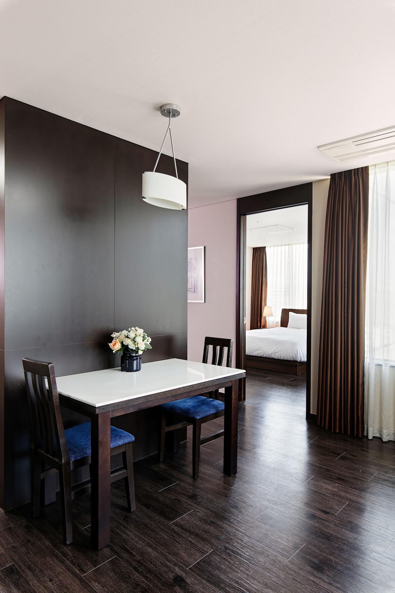 Vabien Suite 2 Serviced Residence Сеул Екстер'єр фото
